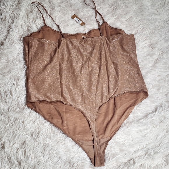 SKIMS Shimmer Cami Bodysuit/ 3X,4X/SIENNA - Picture 2 of 12